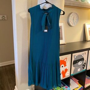 NWT DKNY Tie Neck Pleated Shift Dress